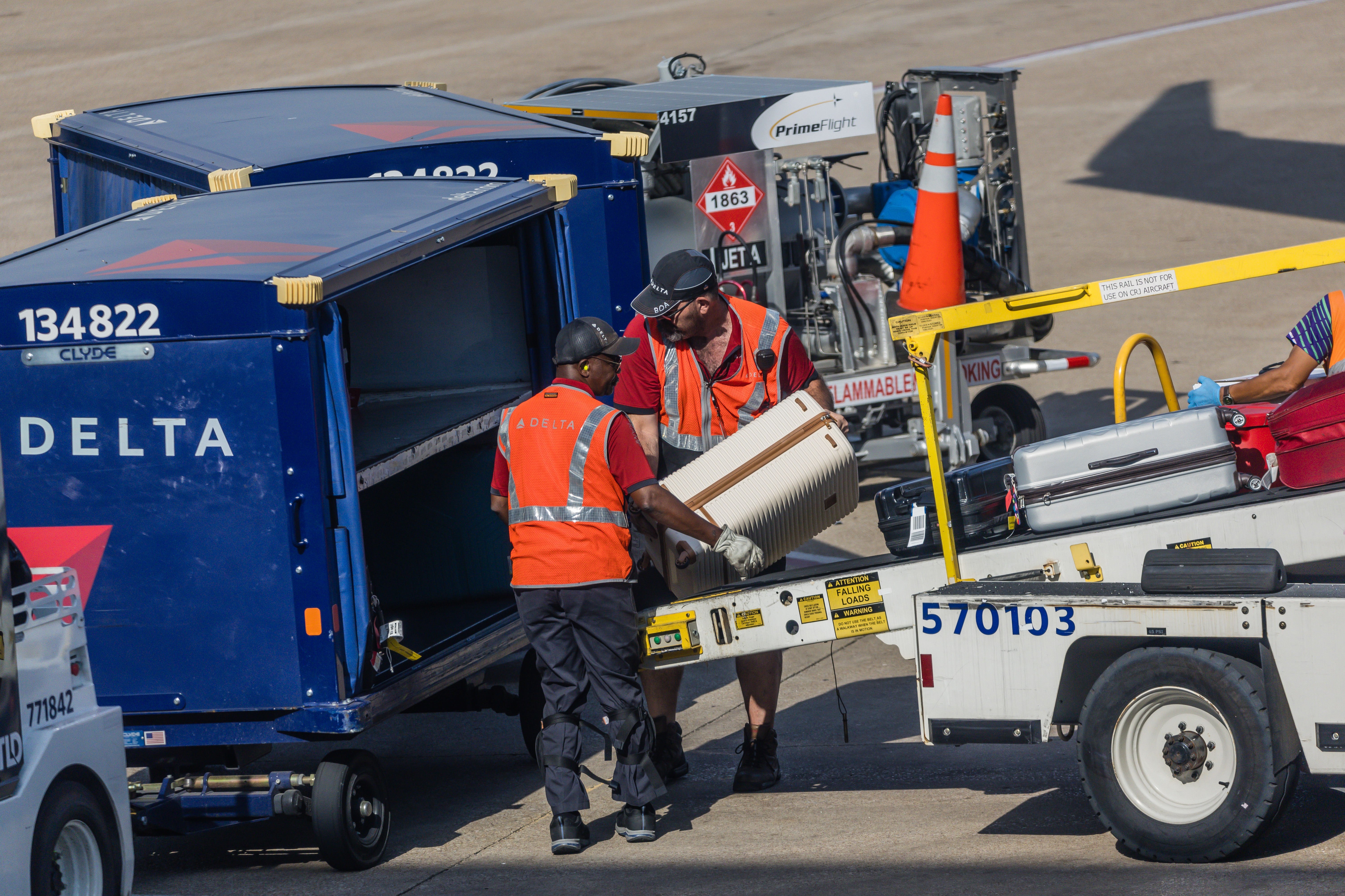 To Understand Travel in 2022, Follow the Path of These Lost Bags - WSJ